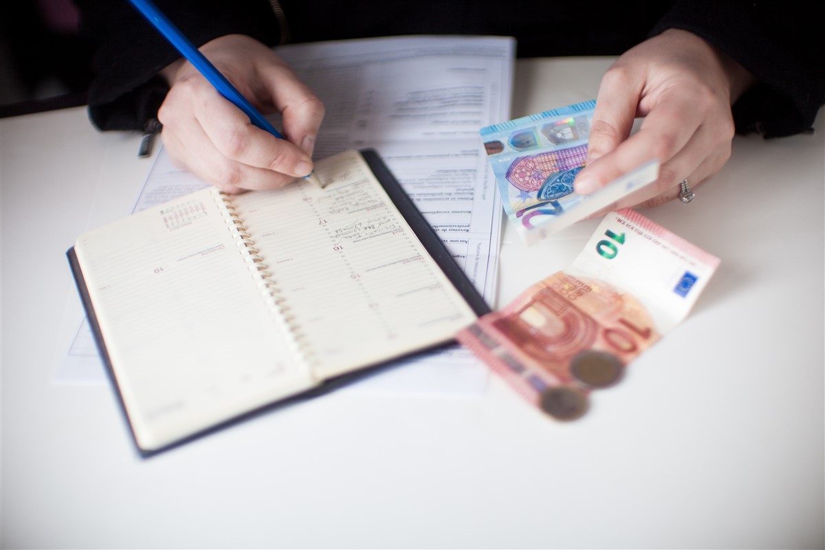 lancer avec moins de 100 euros