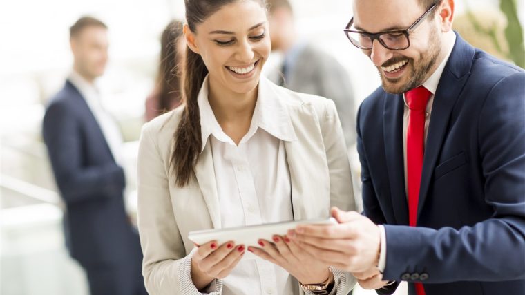 logiciel IA d'aide aux commerciaux